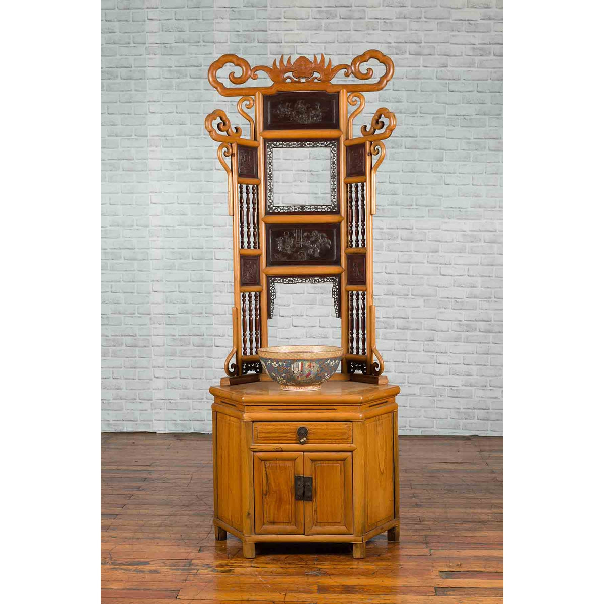 Chinese Qing Dynasty 19th Century Bamboo Washstand with Lacquered Panels-12. Asian & Chinese Furniture, Art, Antiques, Vintage Home Décor for sale at FEA Home