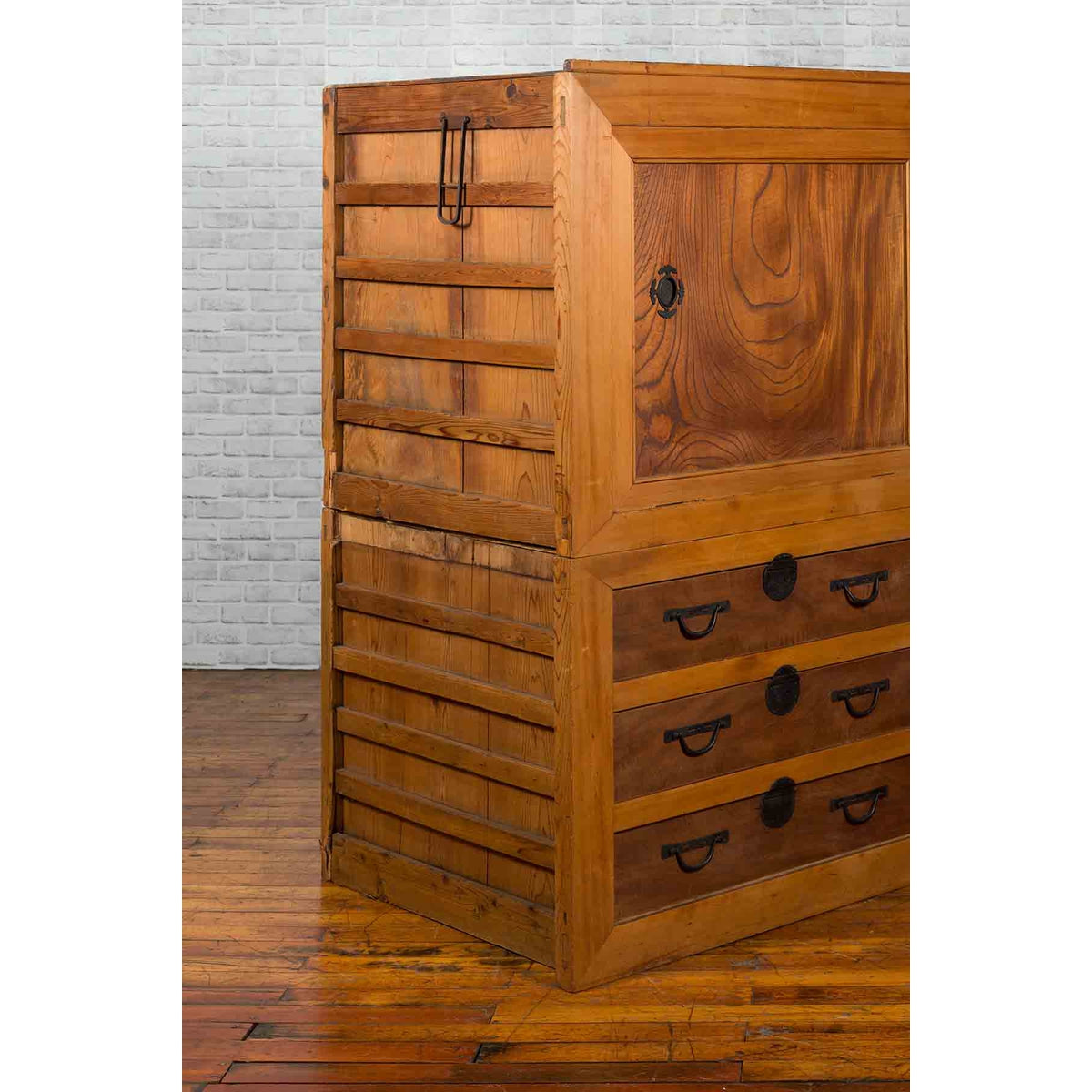 Large Japanese Meiji Period 19th Century Futon Tansu Cabinet with Iron Hardware-12. Asian & Chinese Furniture, Art, Antiques, Vintage Home Décor for sale at FEA Home