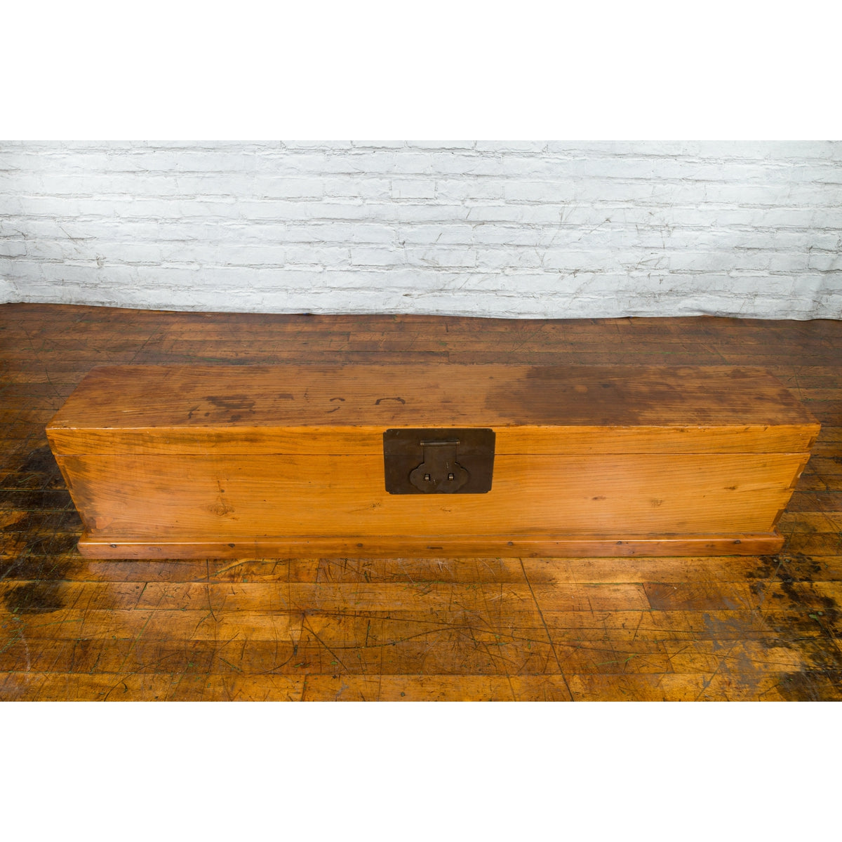 Chinese Qing Dynasty 19th Century Long Wooden Scroll Box with Brass Hardware-6. Asian & Chinese Furniture, Art, Antiques, Vintage Home Décor for sale at FEA Home