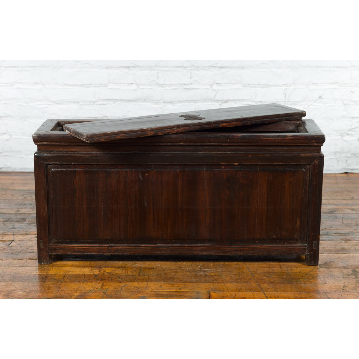 Chinese Early 20th Century Lacquered Trunk with Brass Hardware and Removable Top-9. Asian & Chinese Furniture, Art, Antiques, Vintage Home Décor for sale at FEA Home