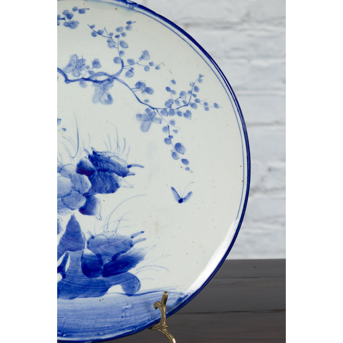 19th Century Japanese Porcelain Plate with Hand-Painted Blue and White Décor-9. Asian & Chinese Furniture, Art, Antiques, Vintage Home Décor for sale at FEA Home