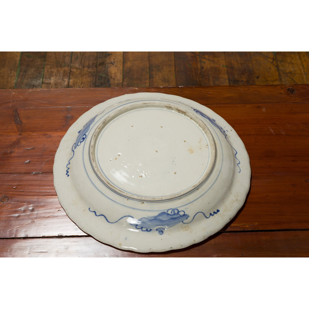19th Century Japanese Porcelain Plate with Hand-Painted Blue and White Décor-12. Asian & Chinese Furniture, Art, Antiques, Vintage Home Décor for sale at FEA Home