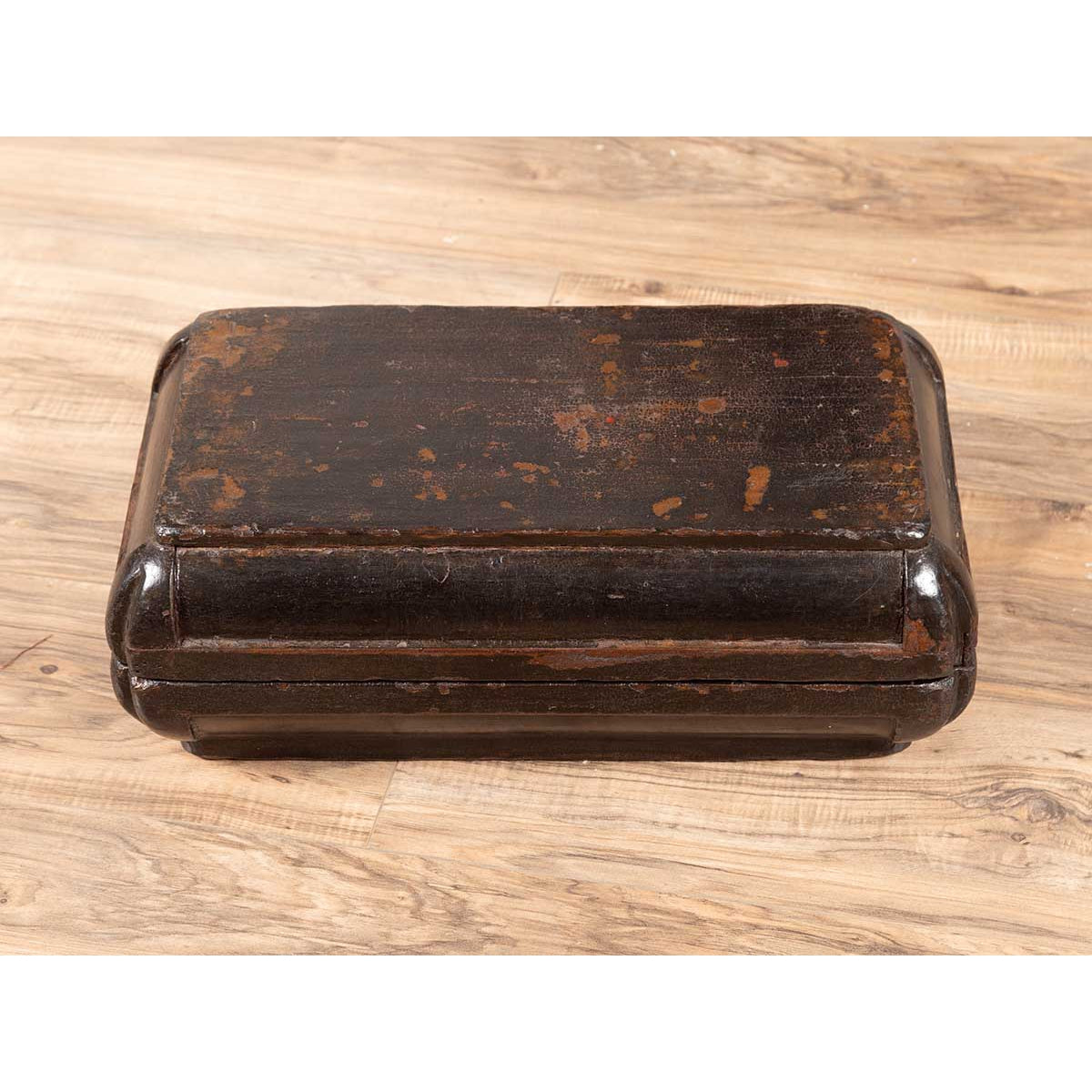 Small Antique Chinese Dowry Basket with Distressed Brown Patina-7. Asian & Chinese Furniture, Art, Antiques, Vintage Home Décor for sale at FEA Home