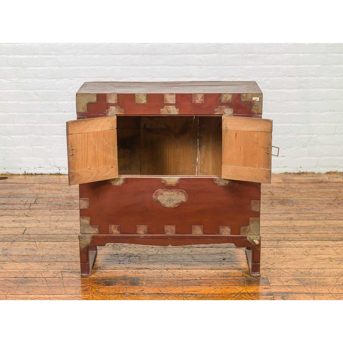 Korean Early 20th Century Side Chest with Traditional Brass Hardware and Legs-7. Asian & Chinese Furniture, Art, Antiques, Vintage Home Décor for sale at FEA Home
