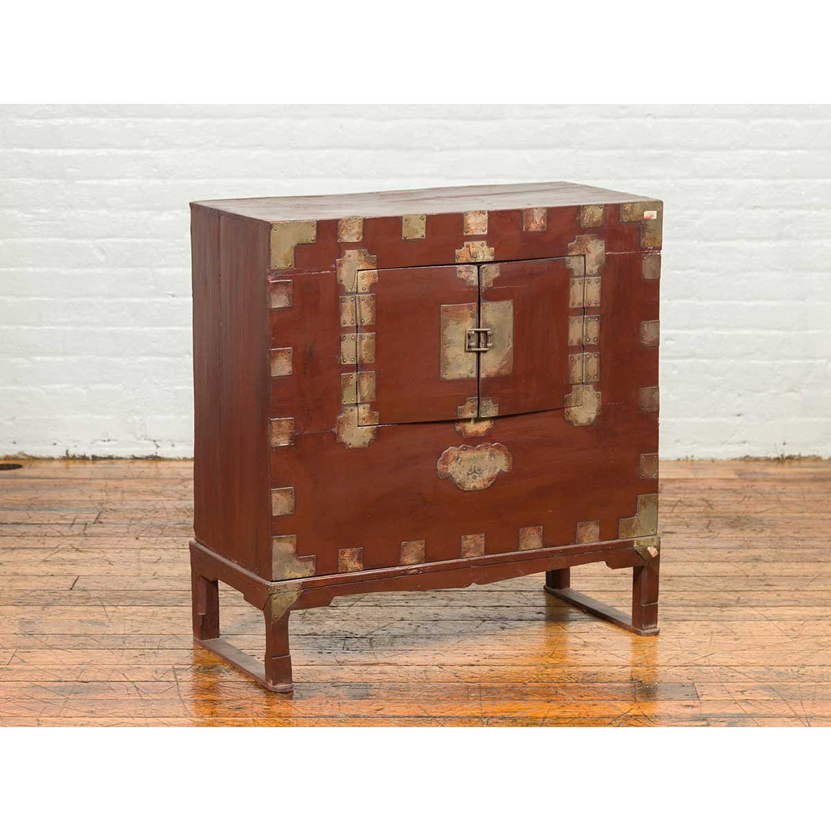 Korean Early 20th Century Side Chest with Traditional Brass Hardware and Legs-4. Asian & Chinese Furniture, Art, Antiques, Vintage Home Décor for sale at FEA Home