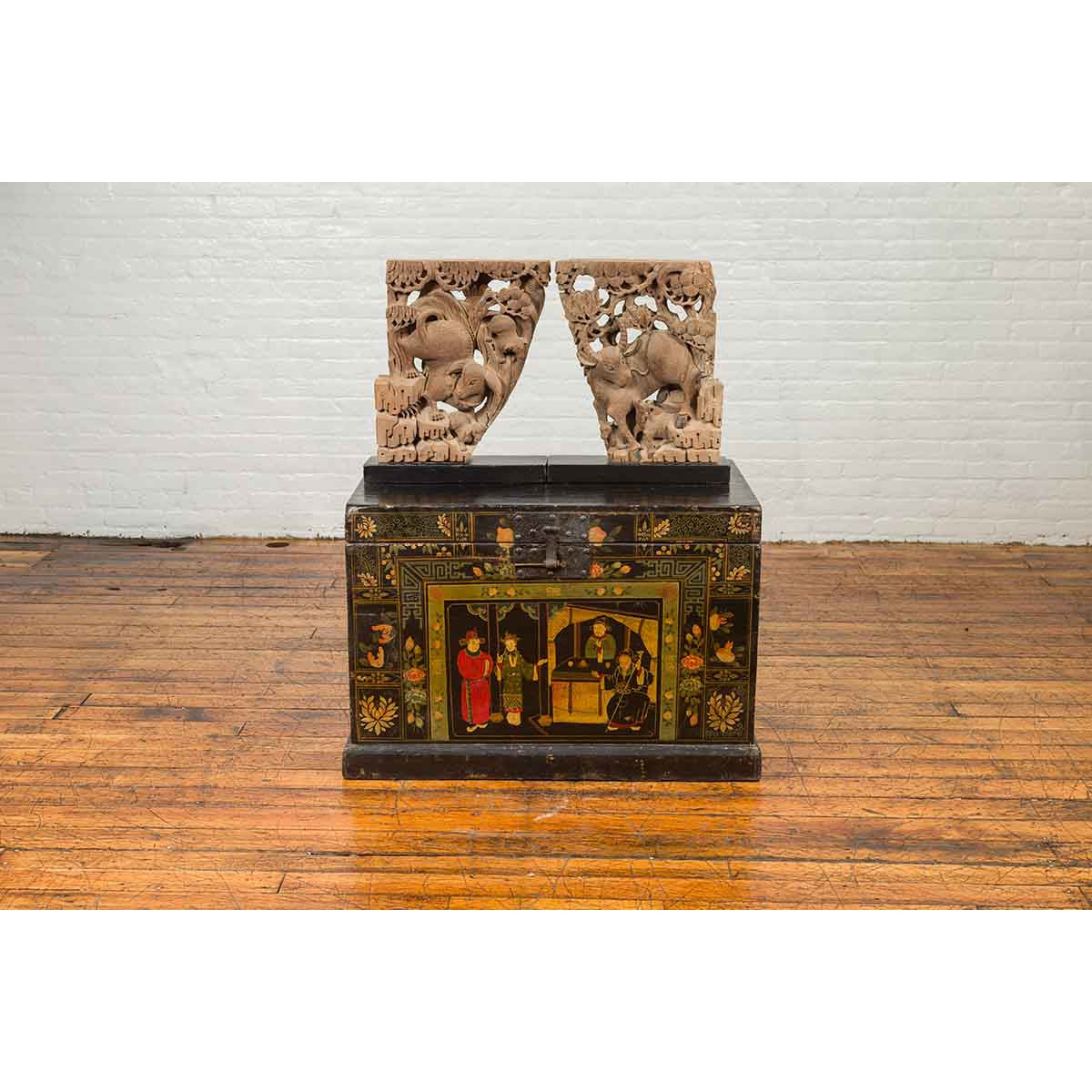 Chinese Antique Black Lacquered Dowry Chest with Polychrome Ceremonial Figures-4. Asian & Chinese Furniture, Art, Antiques, Vintage Home Décor for sale at FEA Home