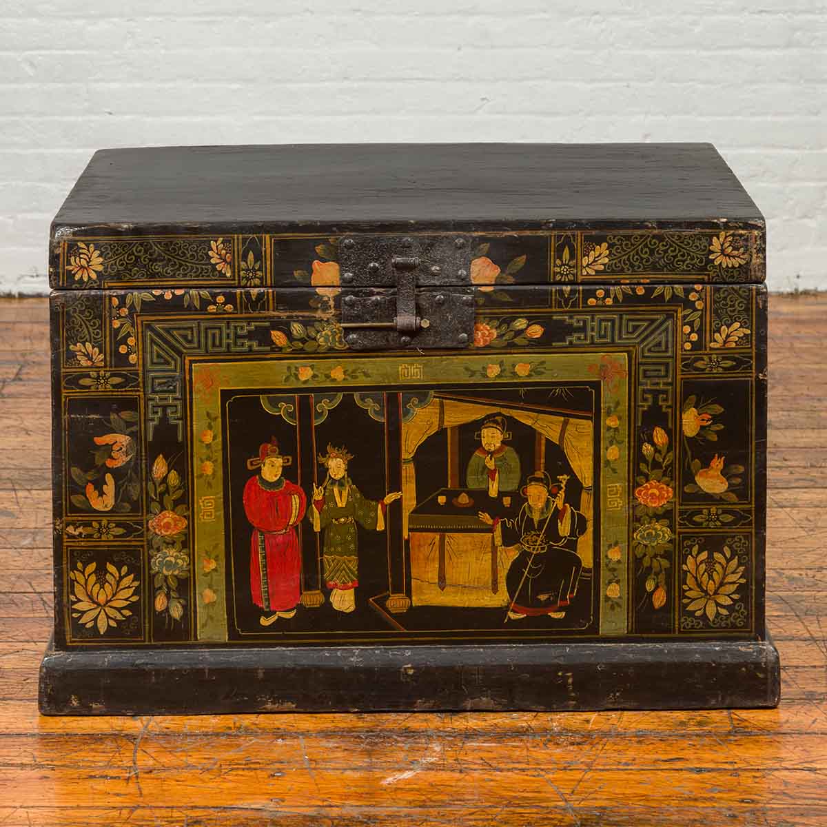 Chinese Antique Black Lacquered Dowry Chest with Polychrome Ceremonial Figures-3. Asian & Chinese Furniture, Art, Antiques, Vintage Home Décor for sale at FEA Home