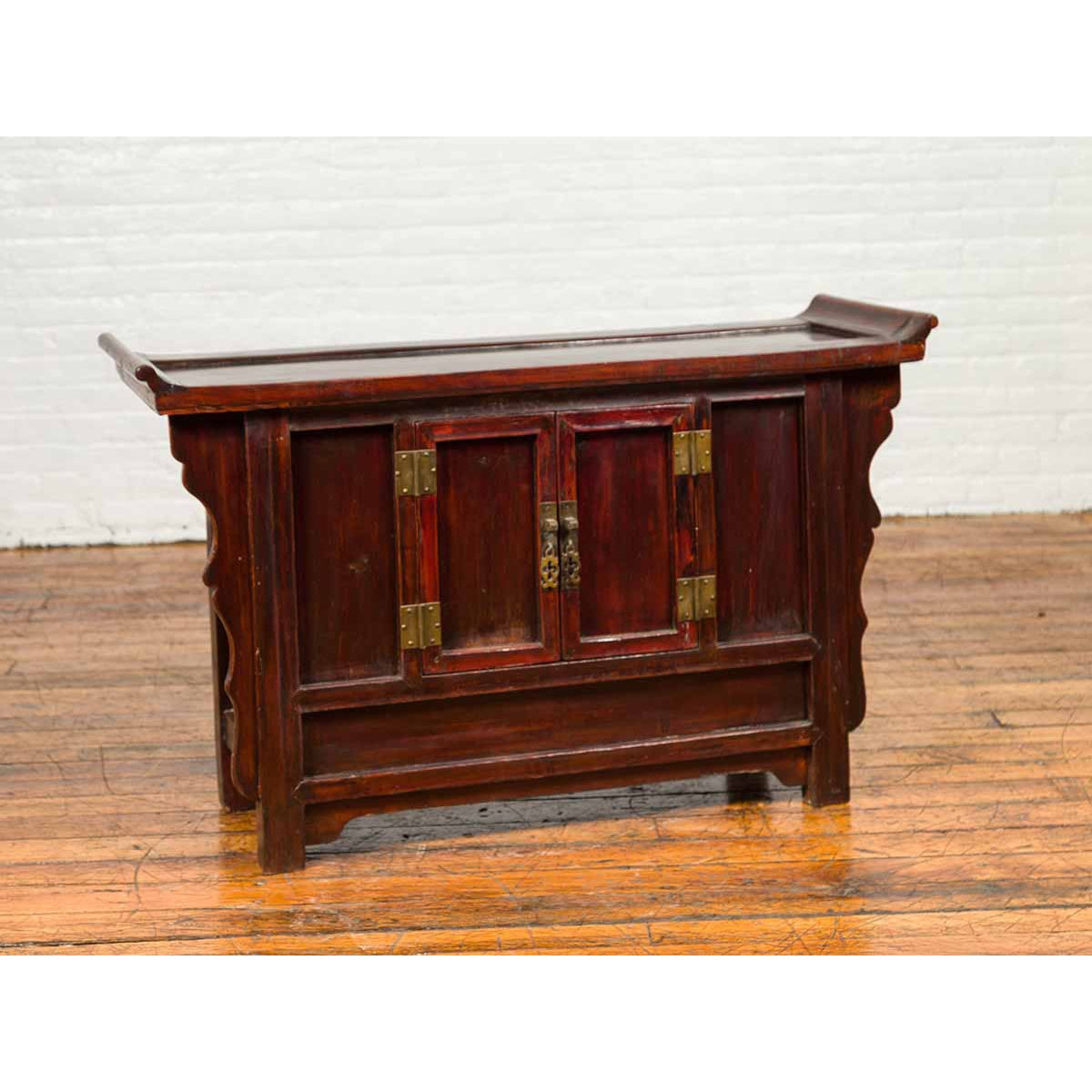 Chinese Antique Ming Dynasty Style Red Rose Console Cabinet with Everted Flanged-4. Asian & Chinese Furniture, Art, Antiques, Vintage Home Décor for sale at FEA Home