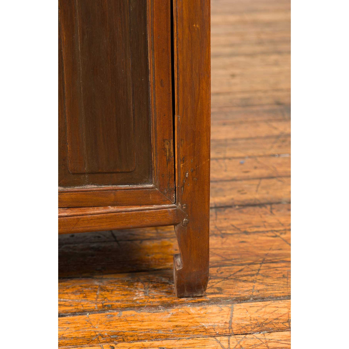 Vintage Chinese Midcentury Two-Toned Side Table with Drawer and Double Doors-11. Asian & Chinese Furniture, Art, Antiques, Vintage Home Décor for sale at FEA Home