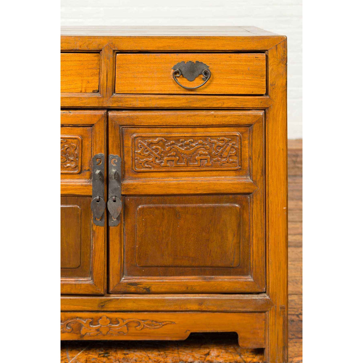 Antique Chinese Side Chest with Carved Motifs, Two Drawers and Double Doors-7. Asian & Chinese Furniture, Art, Antiques, Vintage Home Décor for sale at FEA Home