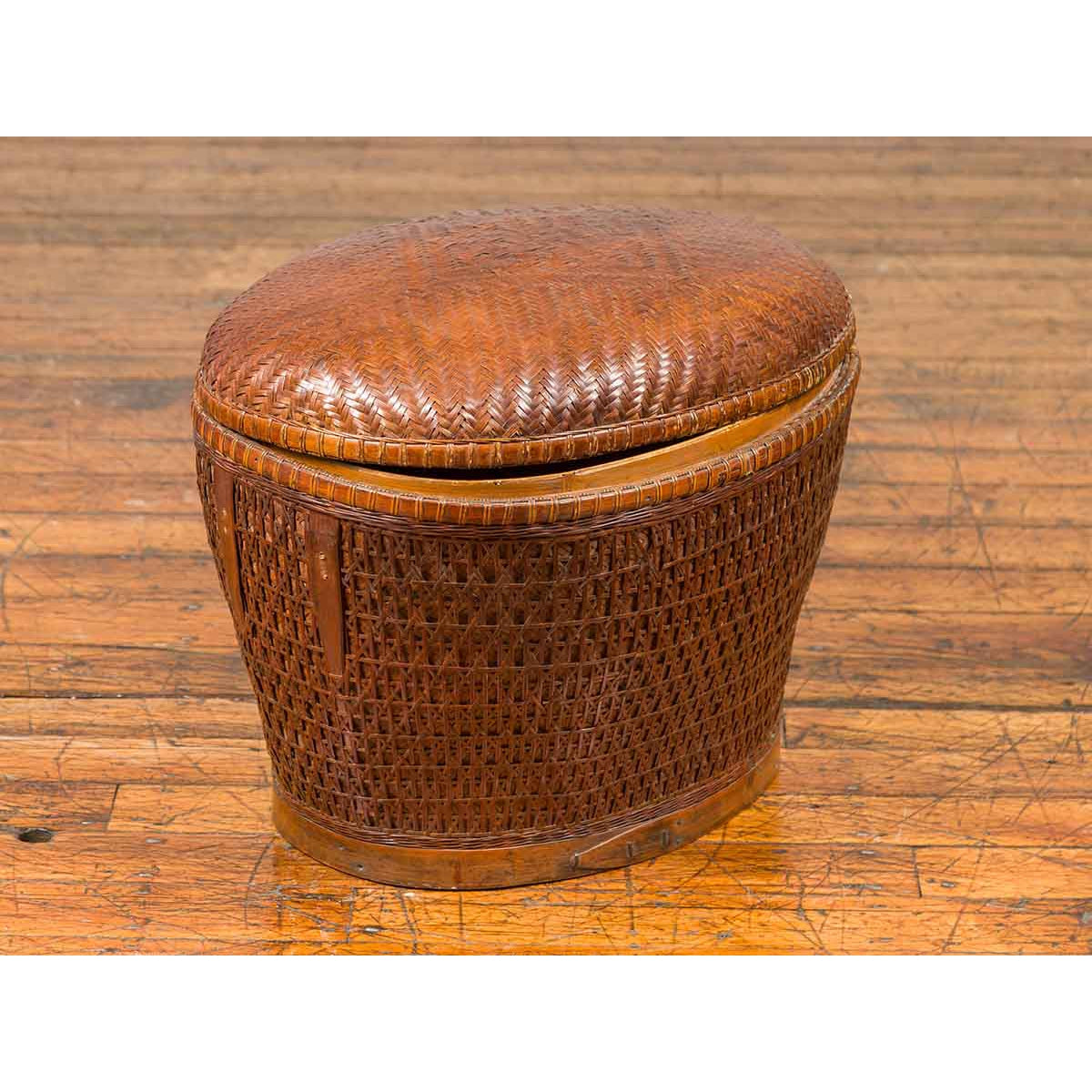 Vintage Chinese Oval Woven Rattan Basket with Lid and Geometric Motifs-7. Asian & Chinese Furniture, Art, Antiques, Vintage Home Décor for sale at FEA Home