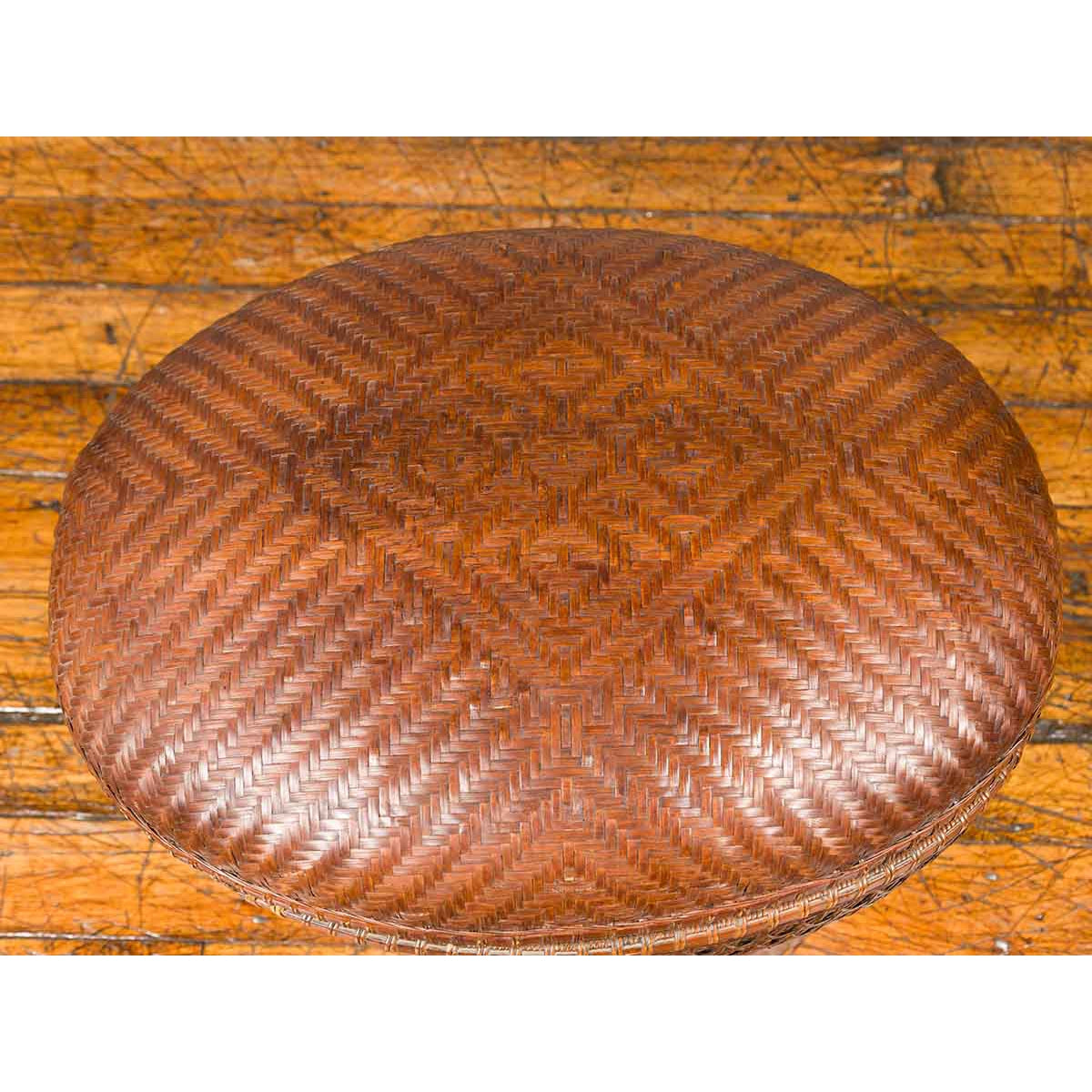 Vintage Chinese Oval Woven Rattan Basket with Lid and Geometric Motifs-11. Asian & Chinese Furniture, Art, Antiques, Vintage Home Décor for sale at FEA Home