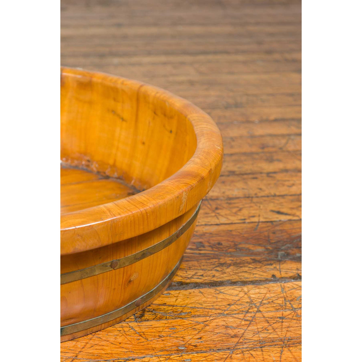 Chinese Qing Dynasty Period 19th Century Elm Round Rice Tray with Brass Braces-8. Asian & Chinese Furniture, Art, Antiques, Vintage Home Décor for sale at FEA Home