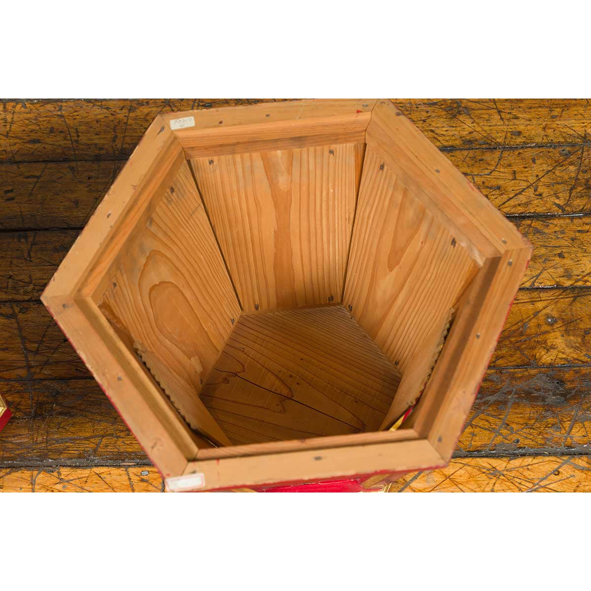 Japanese Taishō Gold and Red Lacquer Hexagonal Planters with Reeded Cartouches-5. Asian & Chinese Furniture, Art, Antiques, Vintage Home Décor for sale at FEA Home