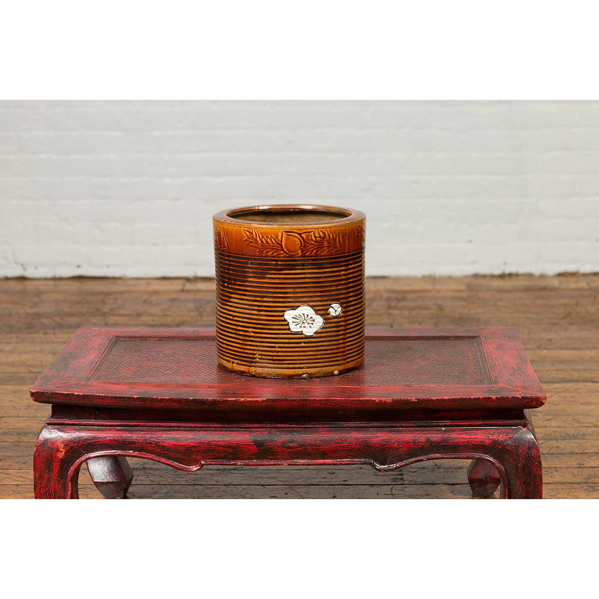Japanese Meiji Period 19th Century Hibachi Planter with Burnt Patina and Flower-3. Asian & Chinese Furniture, Art, Antiques, Vintage Home Décor for sale at FEA Home