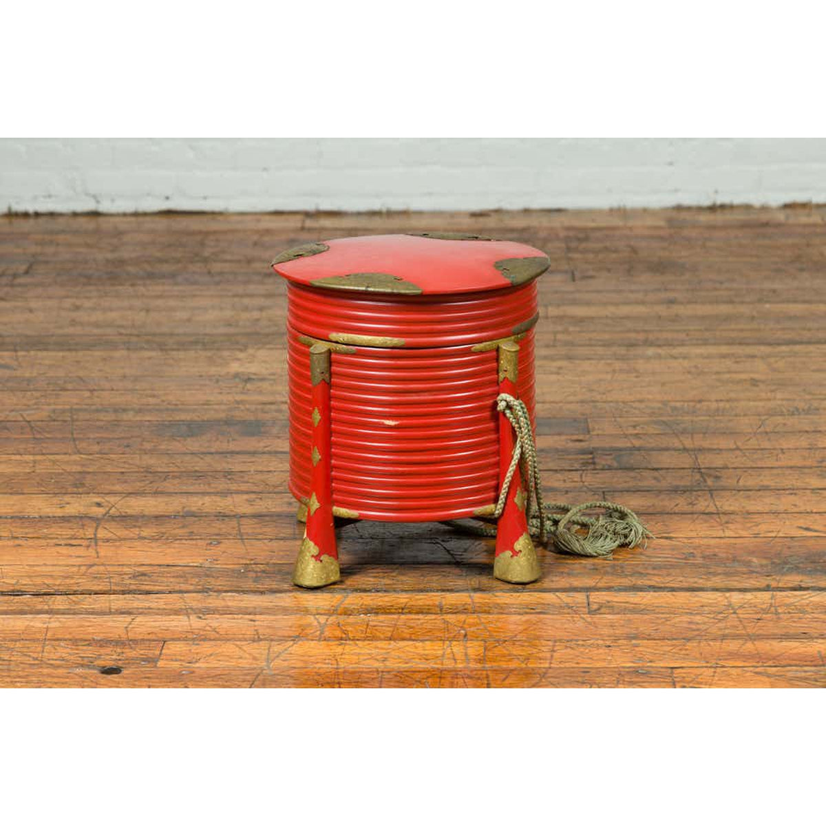 Japanese Taishō Red Lacquered Hokai Box with Brass Accents and Original Rope-9. Asian & Chinese Furniture, Art, Antiques, Vintage Home Décor for sale at FEA Home