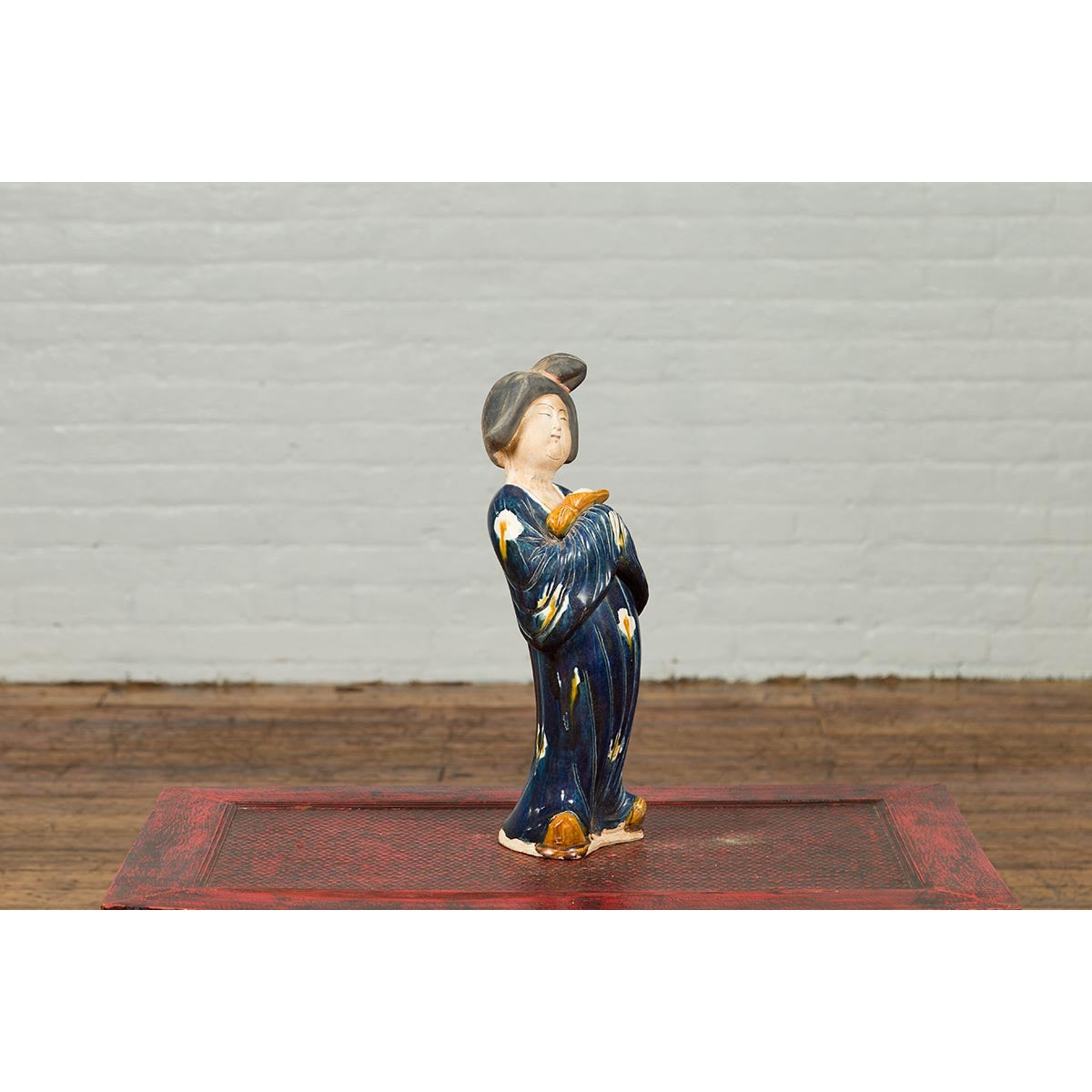 Small Chinese Statue of a Court Lady Wearing Blue Kimono and Holding a Baby-5. Asian & Chinese Furniture, Art, Antiques, Vintage Home Décor for sale at FEA Home