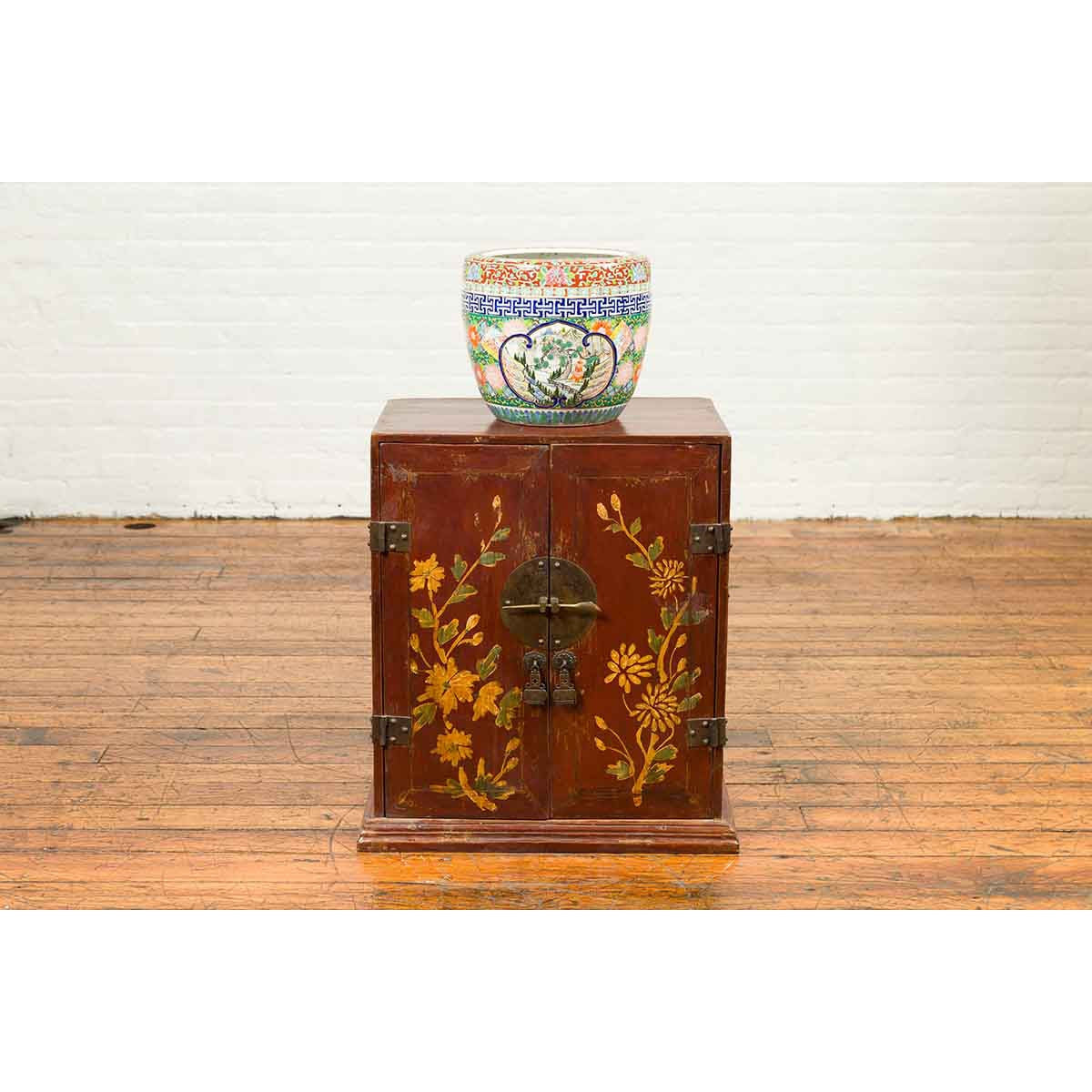Chinese Qing Dynasty 19th Century Side Cabinet with Painted Floral Decor-3. Asian & Chinese Furniture, Art, Antiques, Vintage Home Décor for sale at FEA Home