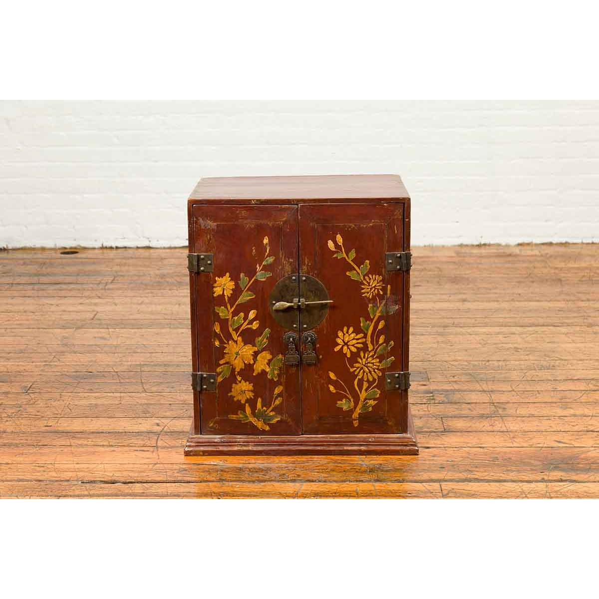 Chinese Qing Dynasty 19th Century Side Cabinet with Painted Floral Decor-12. Asian & Chinese Furniture, Art, Antiques, Vintage Home Décor for sale at FEA Home