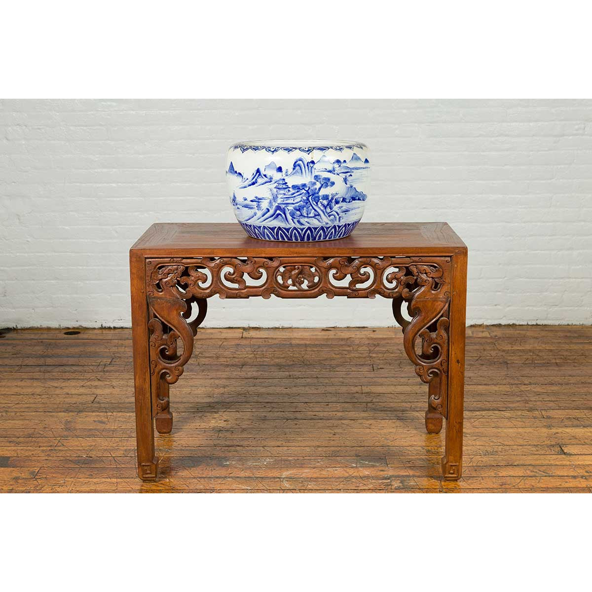 Japanese Meiji Period 19th Century Blue and White Round Porcelain Planter-4. Asian & Chinese Furniture, Art, Antiques, Vintage Home Décor for sale at FEA Home
