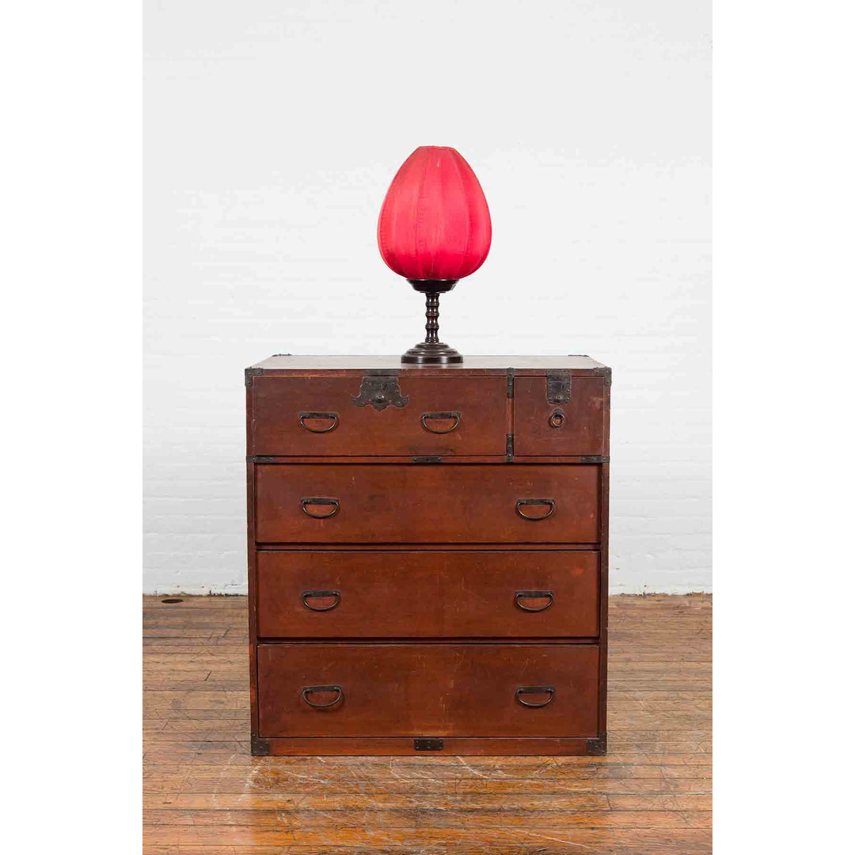 Japanese Taishō Period Early 20th Century Tansu Chest with Five Drawers-4. Asian & Chinese Furniture, Art, Antiques, Vintage Home Décor for sale at FEA Home