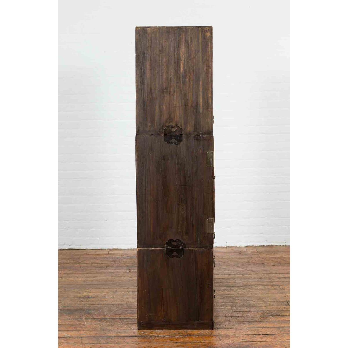Early 20th Century Japanese Taishō Cabinet with Hand-Painted Woodblock Prints-12. Asian & Chinese Furniture, Art, Antiques, Vintage Home Décor for sale at FEA Home