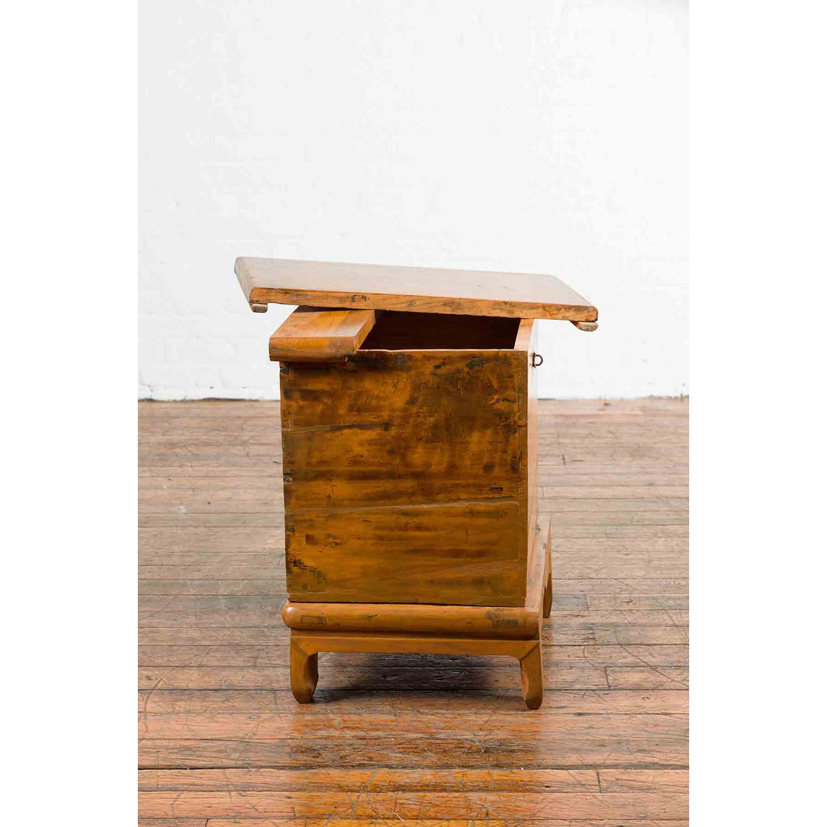 Small Chinese Qing Dynasty 19th Century Elmwood Two-Piece Storage Cabinet-4. Asian & Chinese Furniture, Art, Antiques, Vintage Home Décor for sale at FEA Home