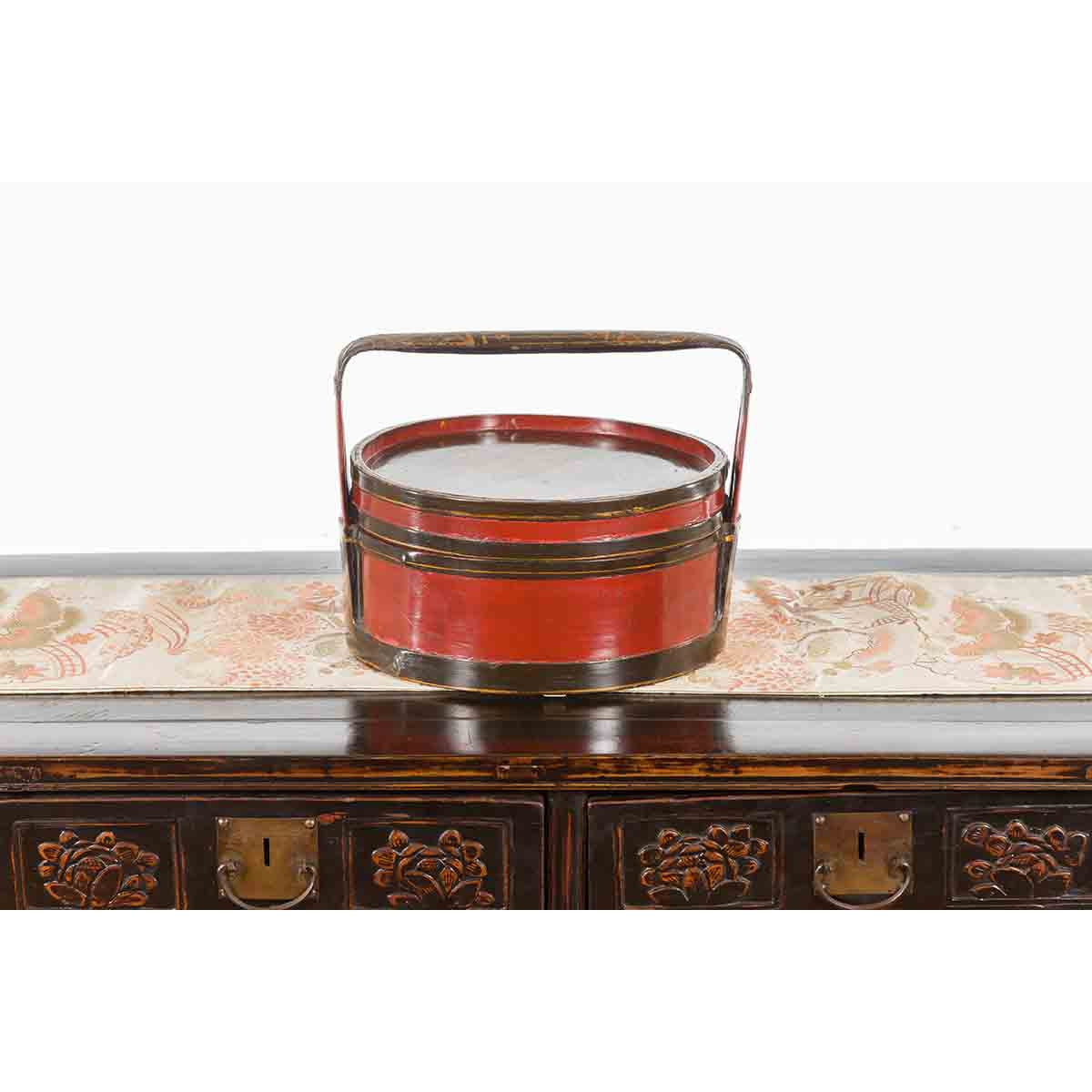 Chinese Vintage Round Picnic Basket with Gilt Chinoiserie Design-15. Asian & Chinese Furniture, Art, Antiques, Vintage Home Décor for sale at FEA Home