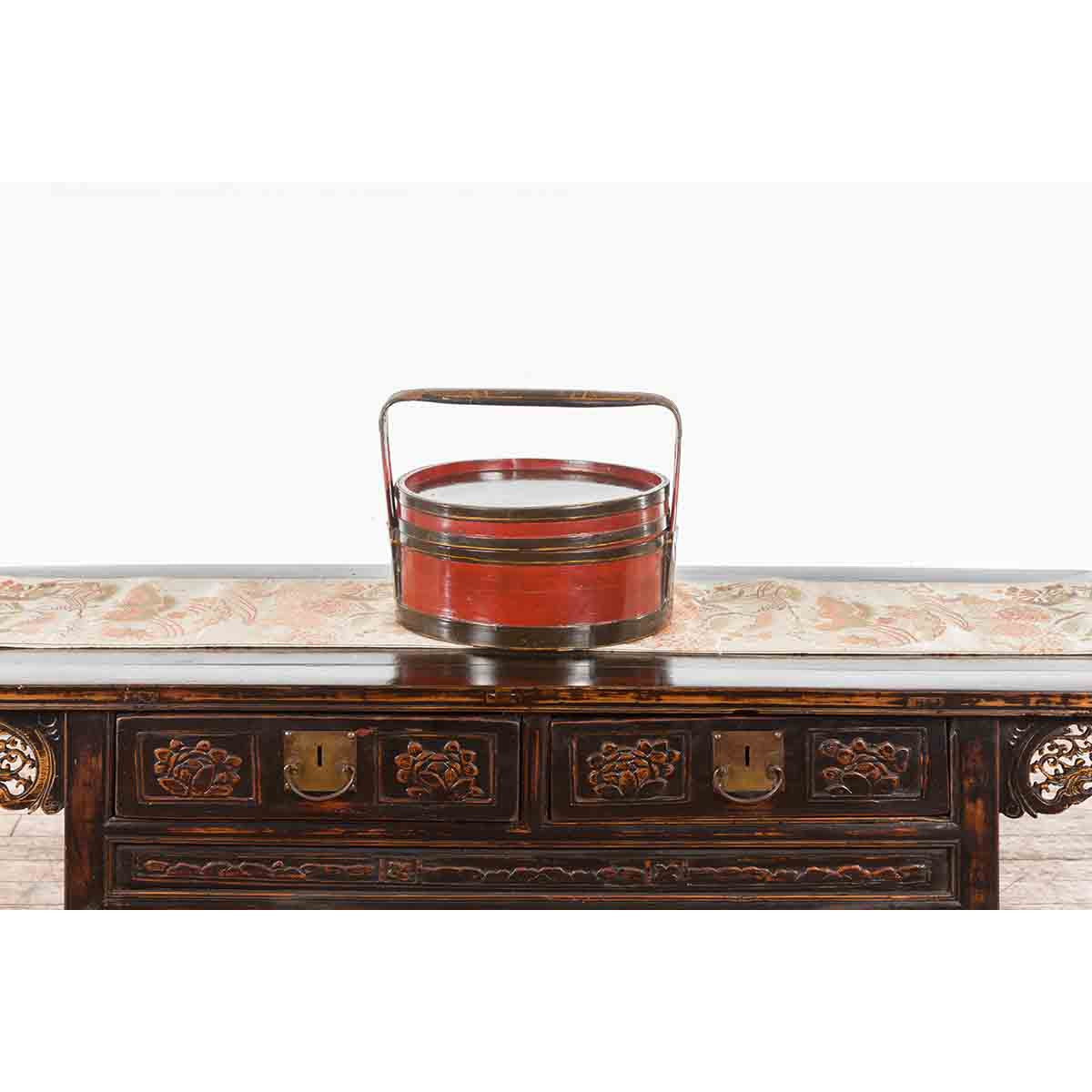 Chinese Vintage Round Picnic Basket with Gilt Chinoiserie Design-7. Asian & Chinese Furniture, Art, Antiques, Vintage Home Décor for sale at FEA Home