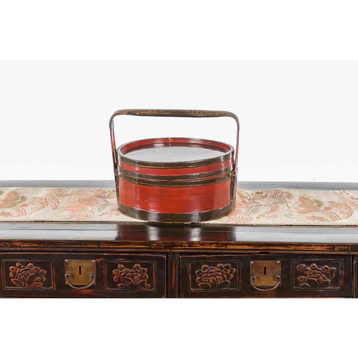 Chinese Vintage Round Picnic Basket with Gilt Chinoiserie Design-8. Asian & Chinese Furniture, Art, Antiques, Vintage Home Décor for sale at FEA Home
