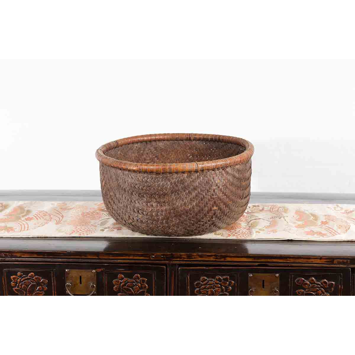 Rustic Chinese Qing Dynasty 19th Century Woven Rattan Round Grain Basket-4. Asian & Chinese Furniture, Art, Antiques, Vintage Home Décor for sale at FEA Home
