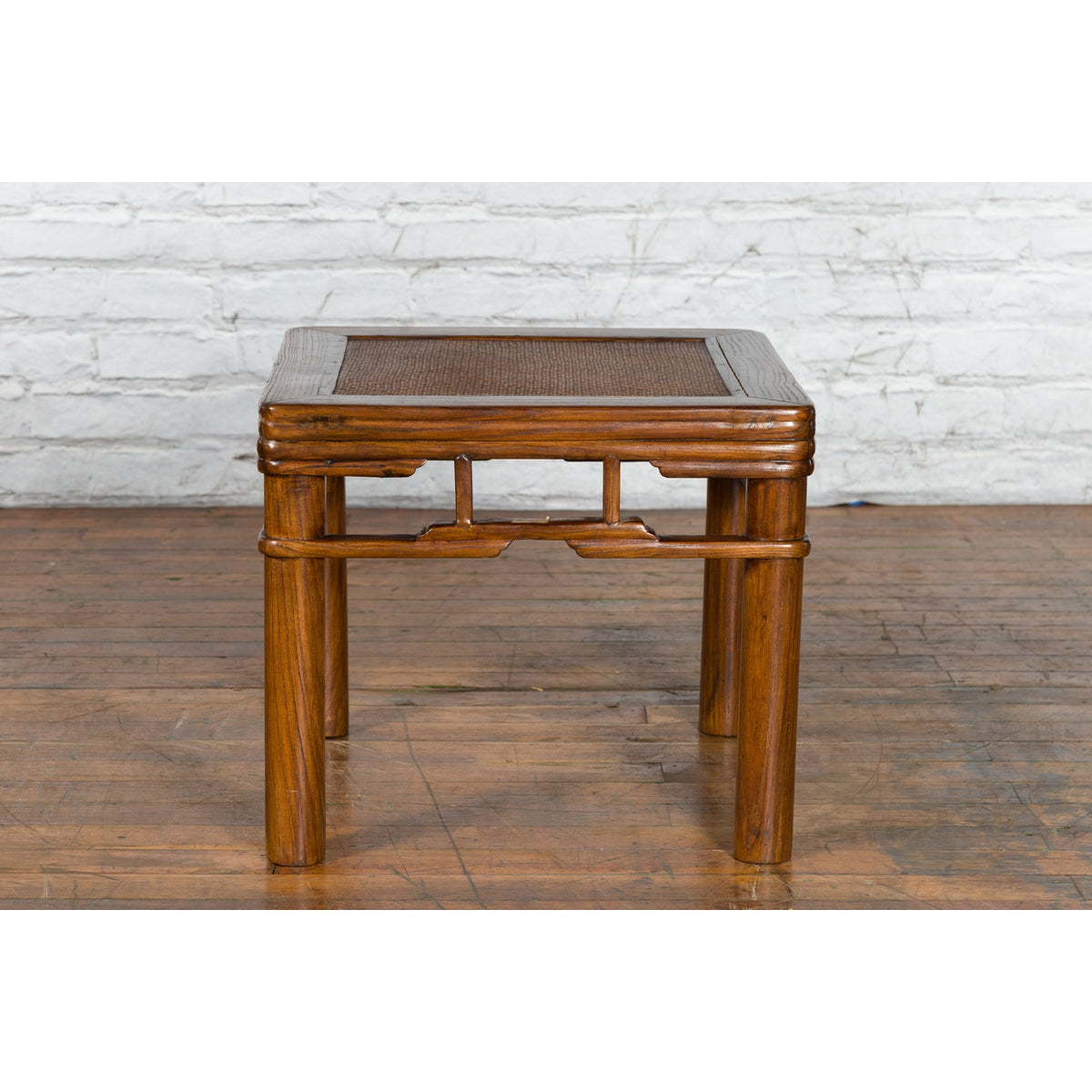 Qing Dynasty 19th Century Chinese Wooden Side Table with Pillar Strut Motifs-13. Asian & Chinese Furniture, Art, Antiques, Vintage Home Décor for sale at FEA Home