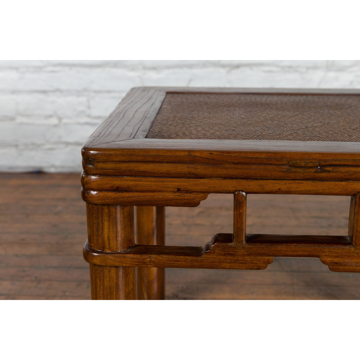 Qing Dynasty 19th Century Chinese Wooden Side Table with Pillar Strut Motifs-5. Asian & Chinese Furniture, Art, Antiques, Vintage Home Décor for sale at FEA Home