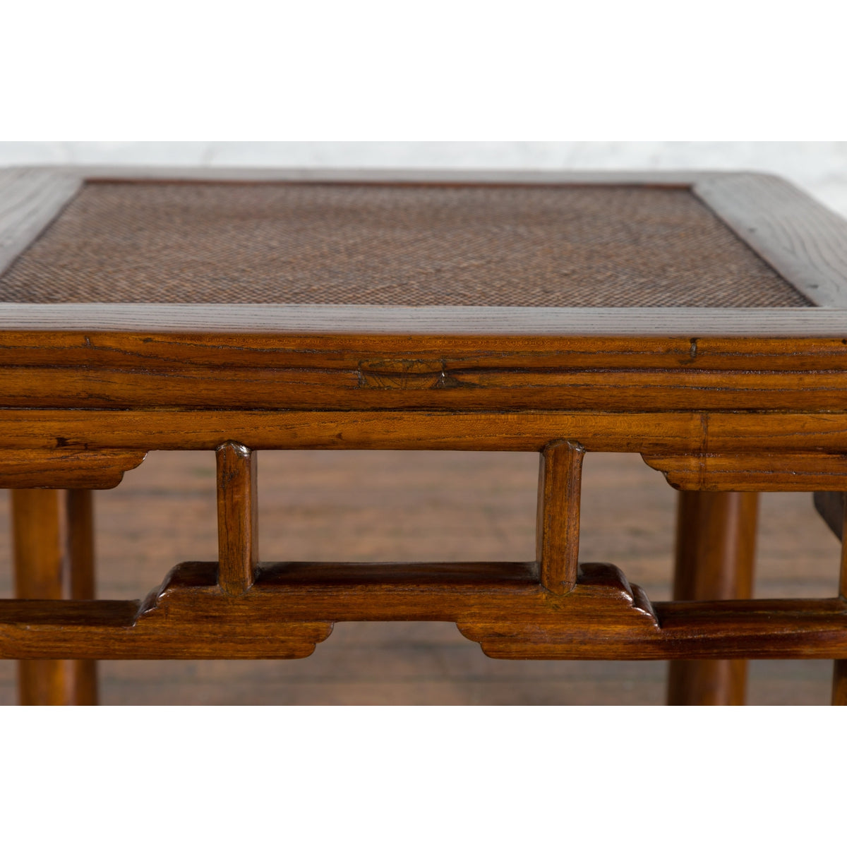 Qing Dynasty 19th Century Chinese Wooden Side Table with Pillar Strut Motifs-9. Asian & Chinese Furniture, Art, Antiques, Vintage Home Décor for sale at FEA Home