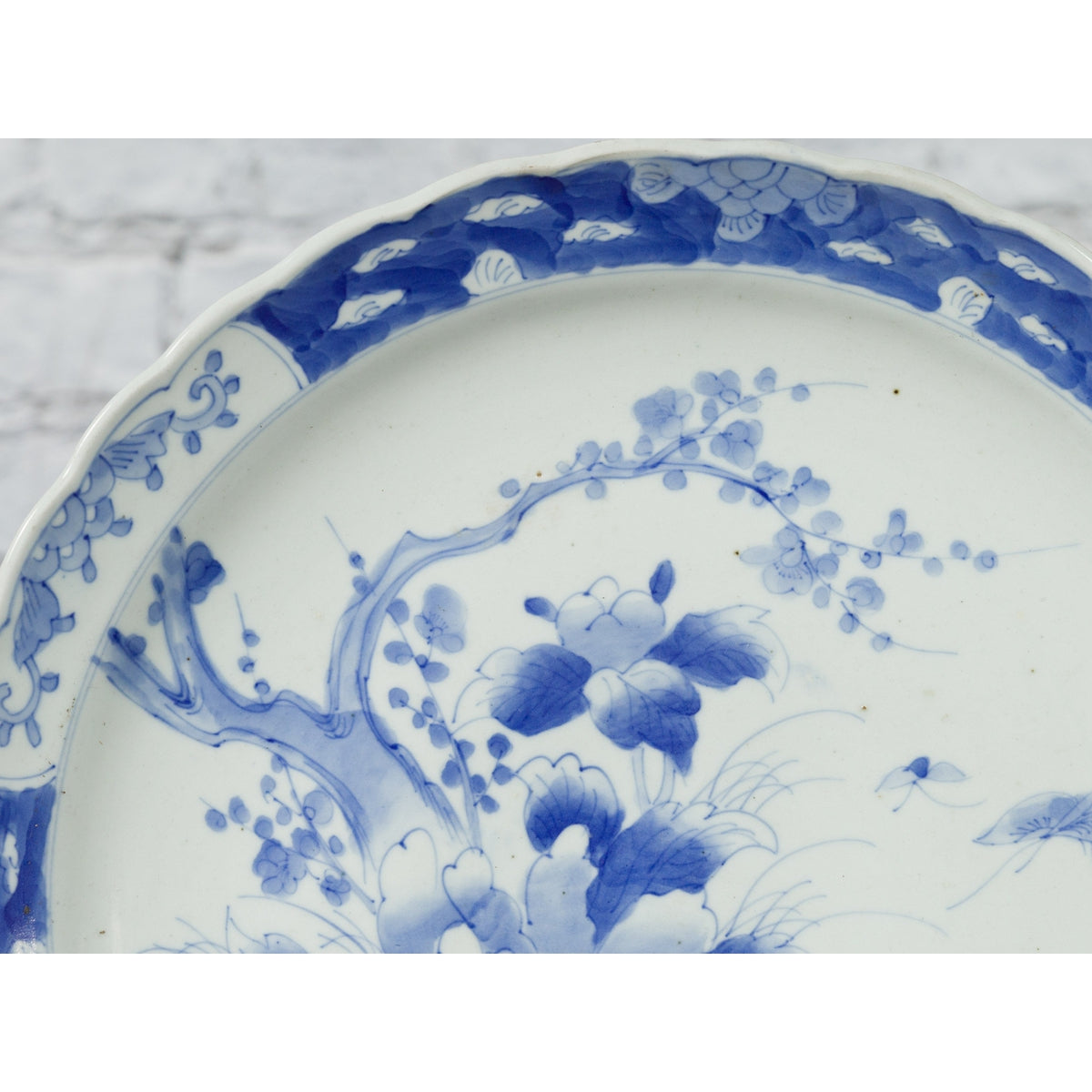 19th Century Japanese Porcelain Imari Plate with Painted Blue and White Décor-5. Asian & Chinese Furniture, Art, Antiques, Vintage Home Décor for sale at FEA Home
