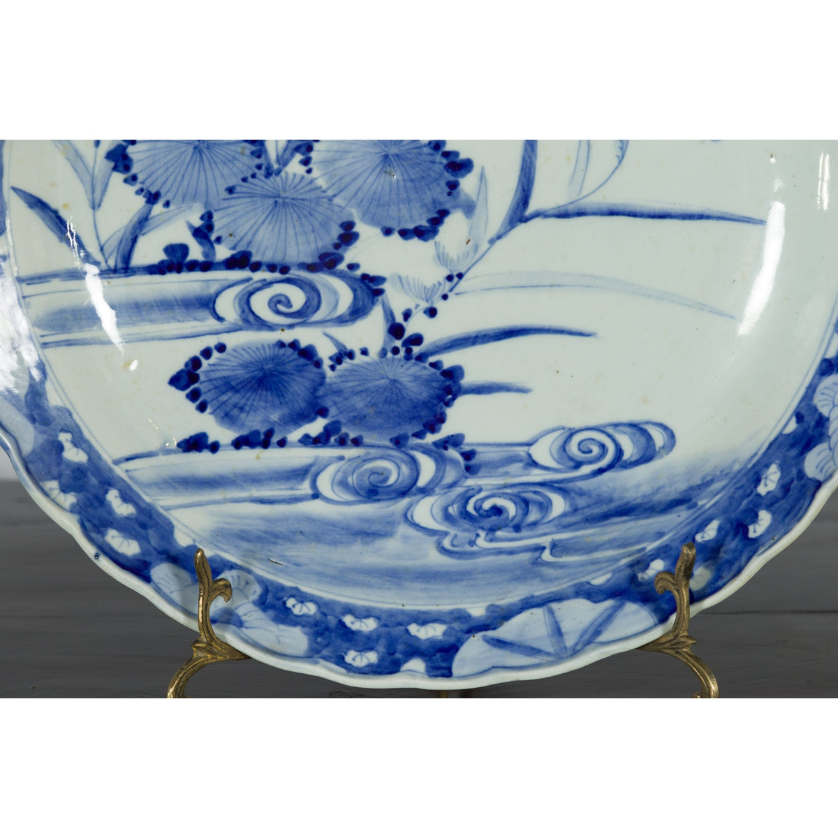 19th Century Japanese Porcelain Imari Plate with Painted Blue and White Décor-13. Asian & Chinese Furniture, Art, Antiques, Vintage Home Décor for sale at FEA Home