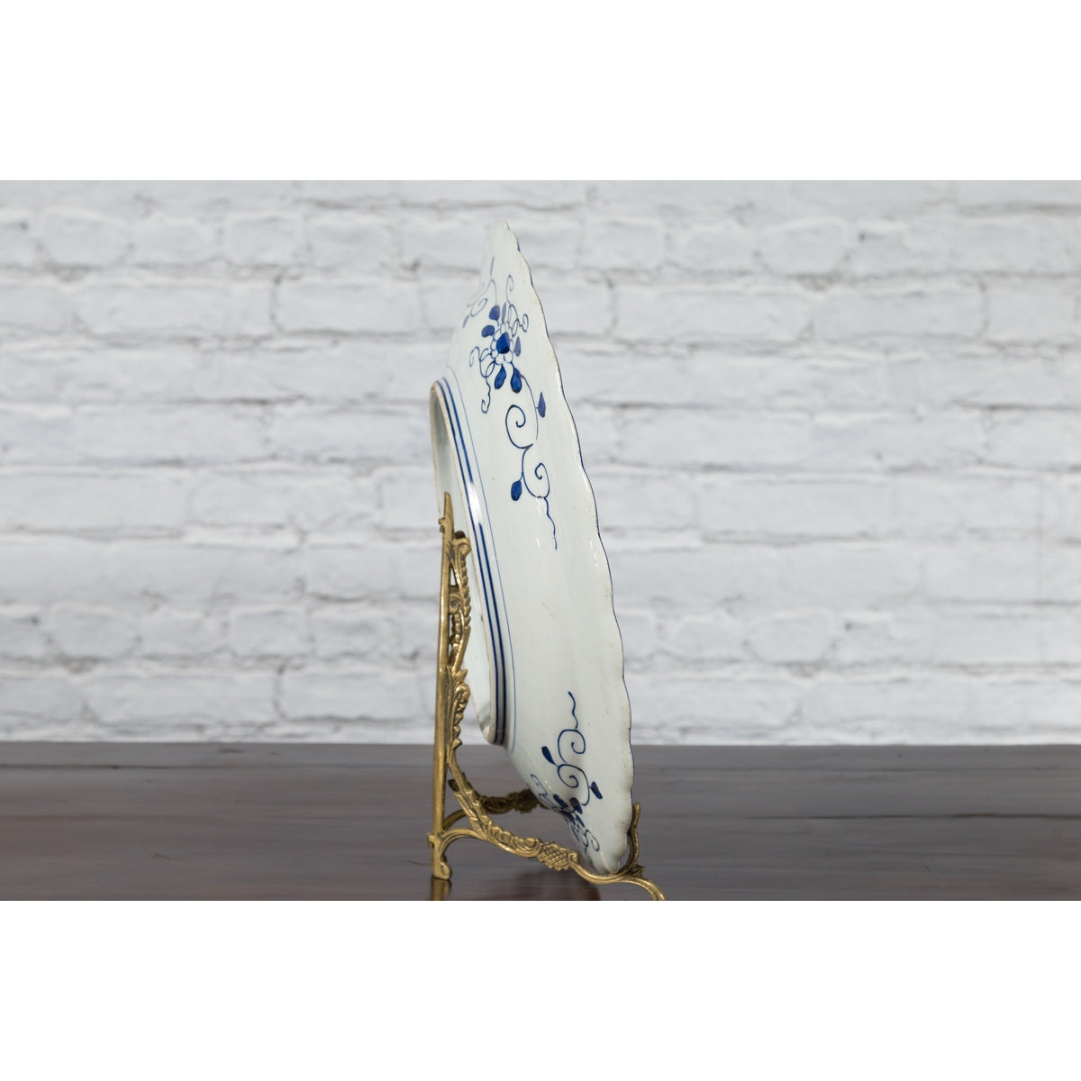 19th Century Japanese Porcelain Imari Plate with Painted Blue and White Décor-18. Asian & Chinese Furniture, Art, Antiques, Vintage Home Décor for sale at FEA Home