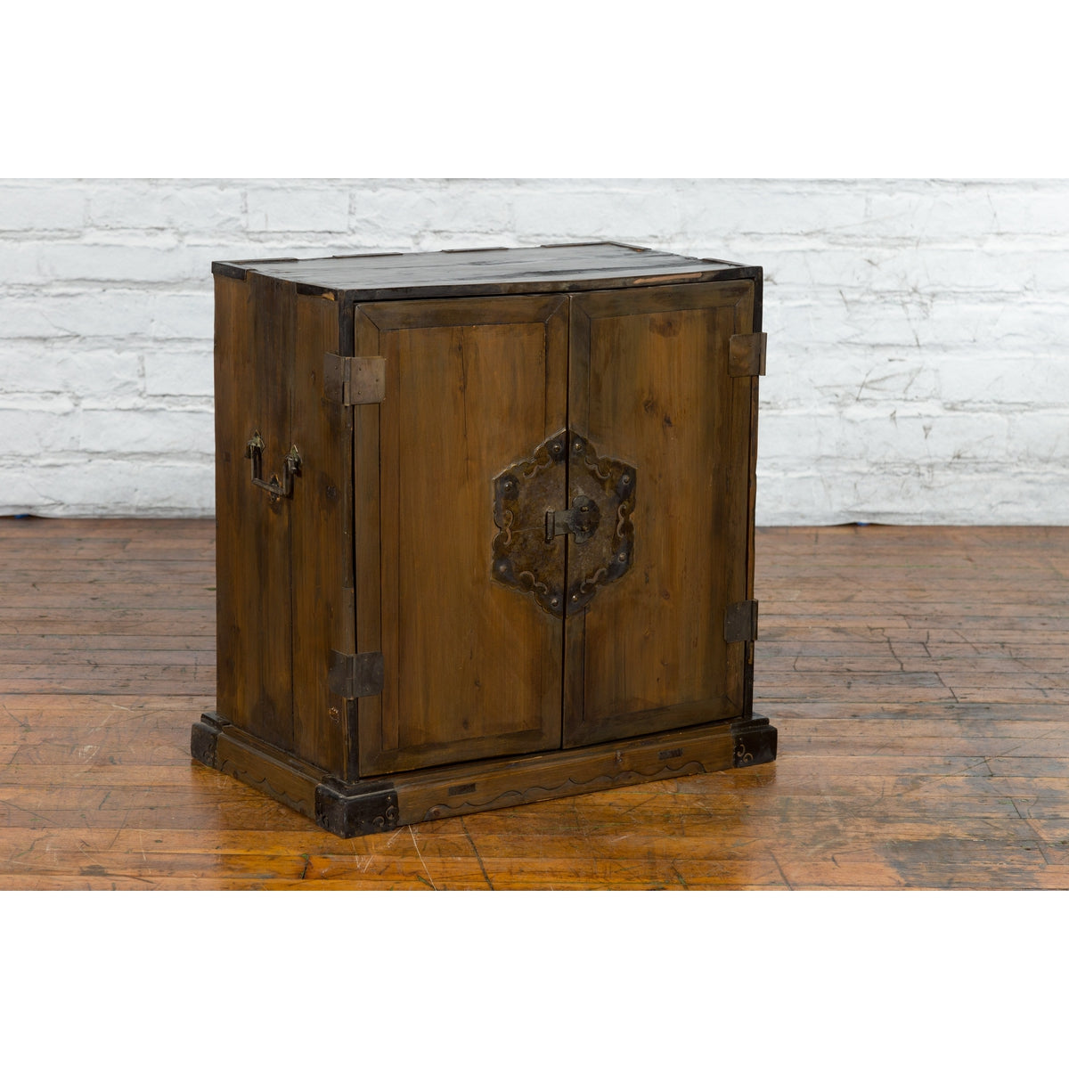A Chinese Qing Dynasty Period 19th Century Carrying Chest with Lateral Handles-11. Asian & Chinese Furniture, Art, Antiques, Vintage Home Décor for sale at FEA Home