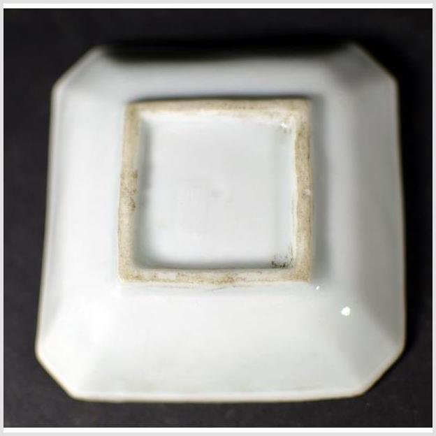 Antique Blue and White Dish – Chrysanthemum Bloom, Geometric Frame-3. Asian & Chinese Furniture, Art, Antiques, Vintage Home Décor for sale at FEA Home