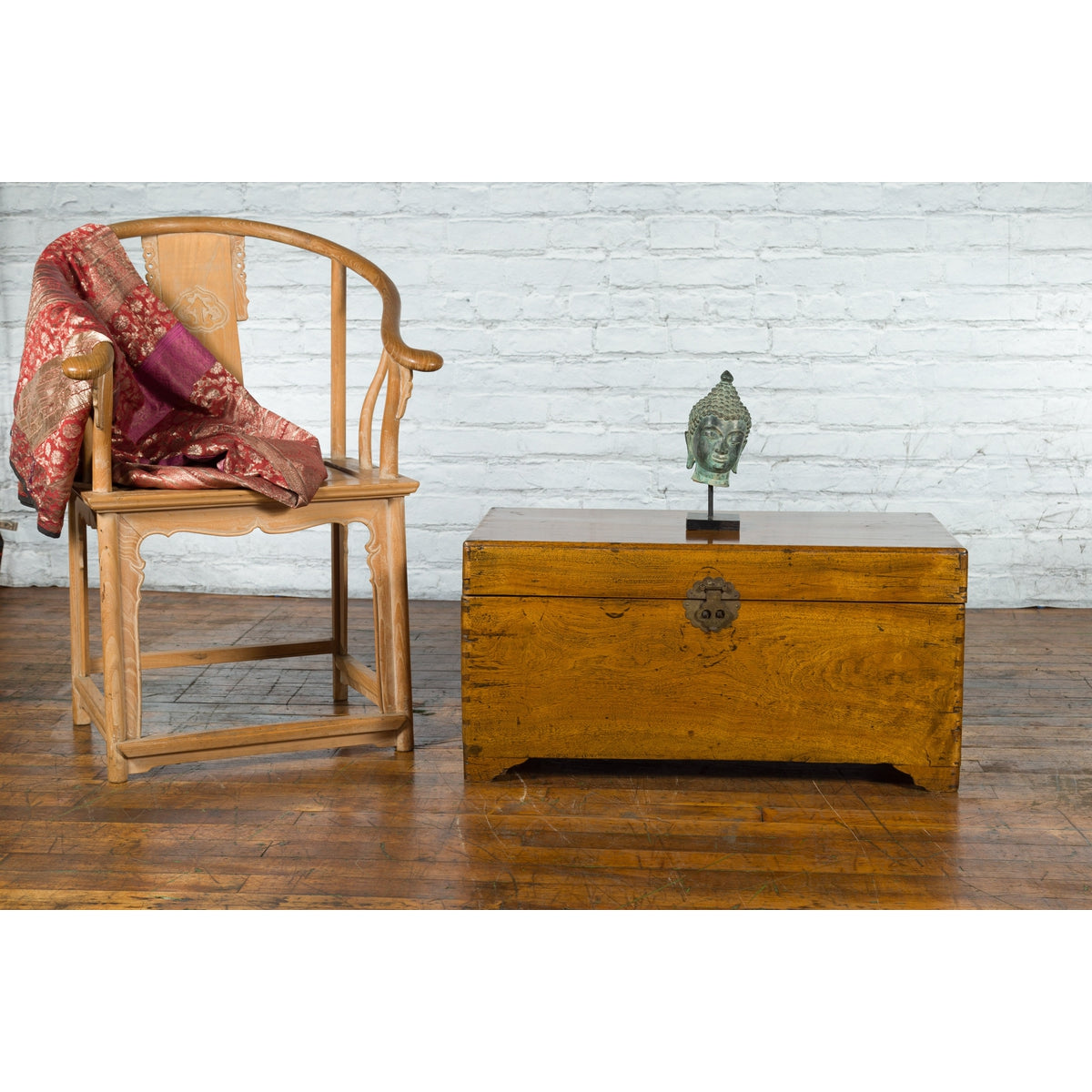 Chinese 1920s Camphor Wood Blanket Chest with Brass Hardware and Natural Patina-5. Asian & Chinese Furniture, Art, Antiques, Vintage Home Décor for sale at FEA Home