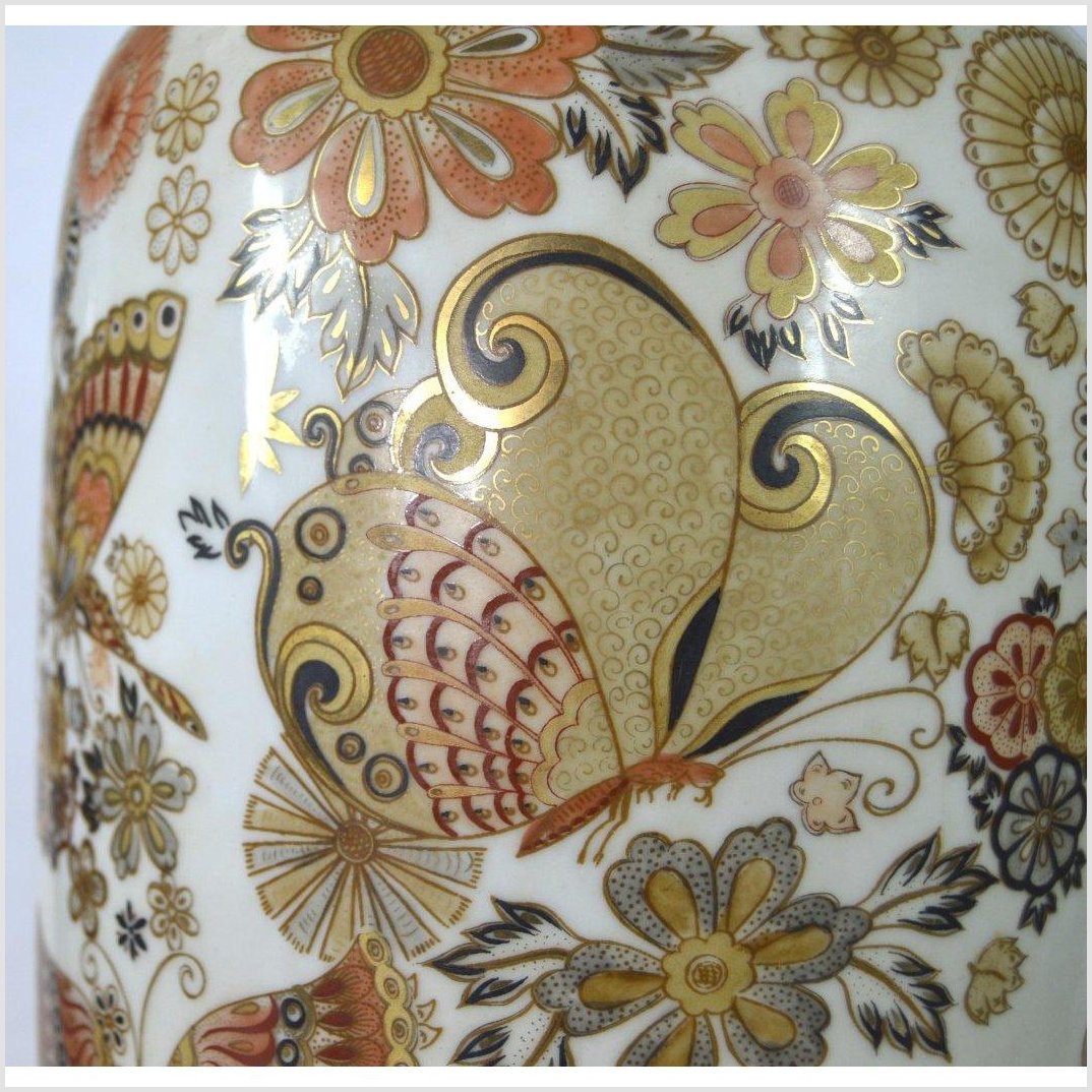 Chinese Hand Painted Porcelain Vase-9. Asian & Chinese Furniture, Art, Antiques, Vintage Home Décor for sale at FEA Home