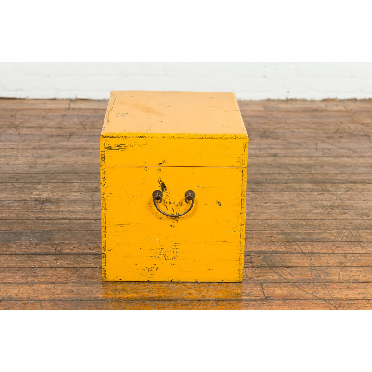 Chinese Late Qing Dynasty Yellow Lacquered Blanket Chest with Brass Hardware-11. Asian & Chinese Furniture, Art, Antiques, Vintage Home Décor for sale at FEA Home