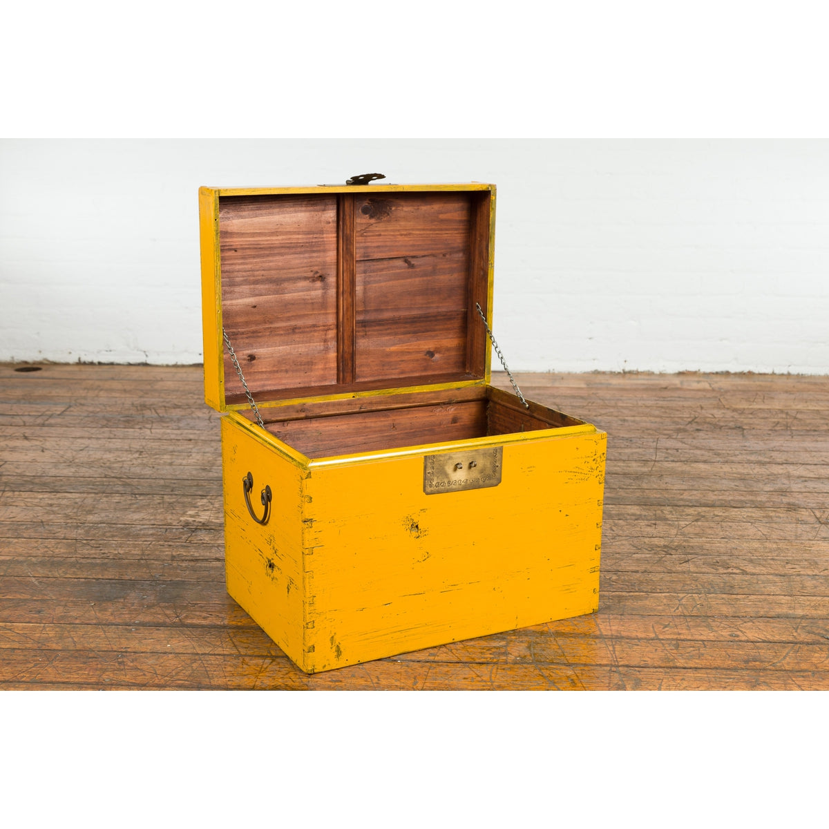 Chinese Late Qing Dynasty Yellow Lacquered Blanket Chest with Brass Hardware-4. Asian & Chinese Furniture, Art, Antiques, Vintage Home Décor for sale at FEA Home