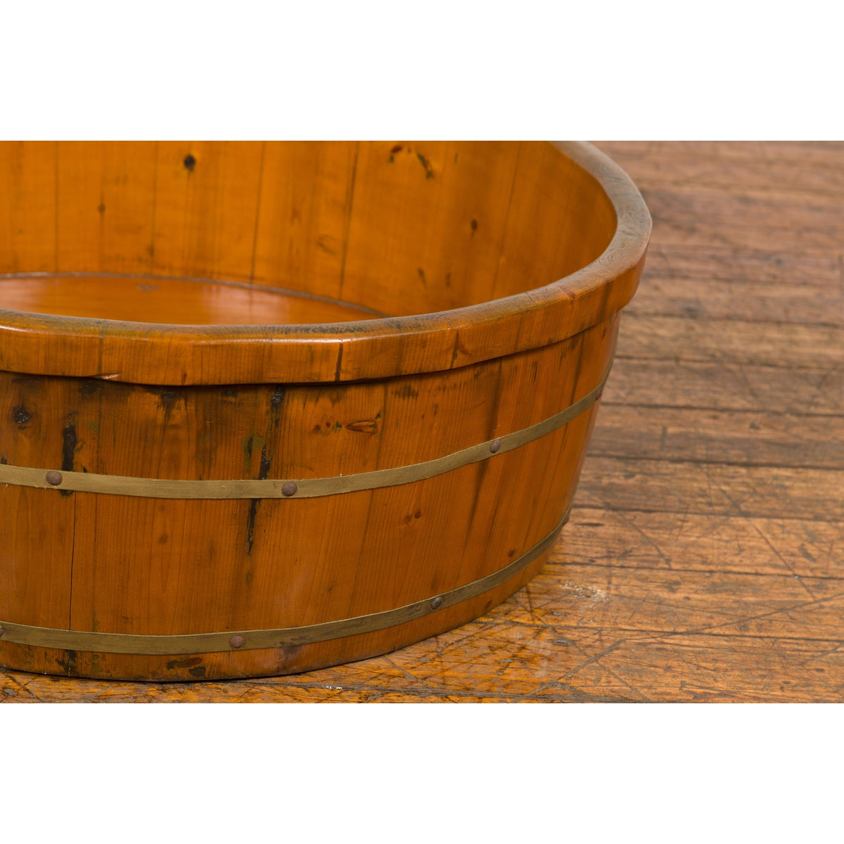 Chinese Qing Dynasty Period 19th Century Elm Round Rice Tray with Brass Braces-5. Asian & Chinese Furniture, Art, Antiques, Vintage Home Décor for sale at FEA Home