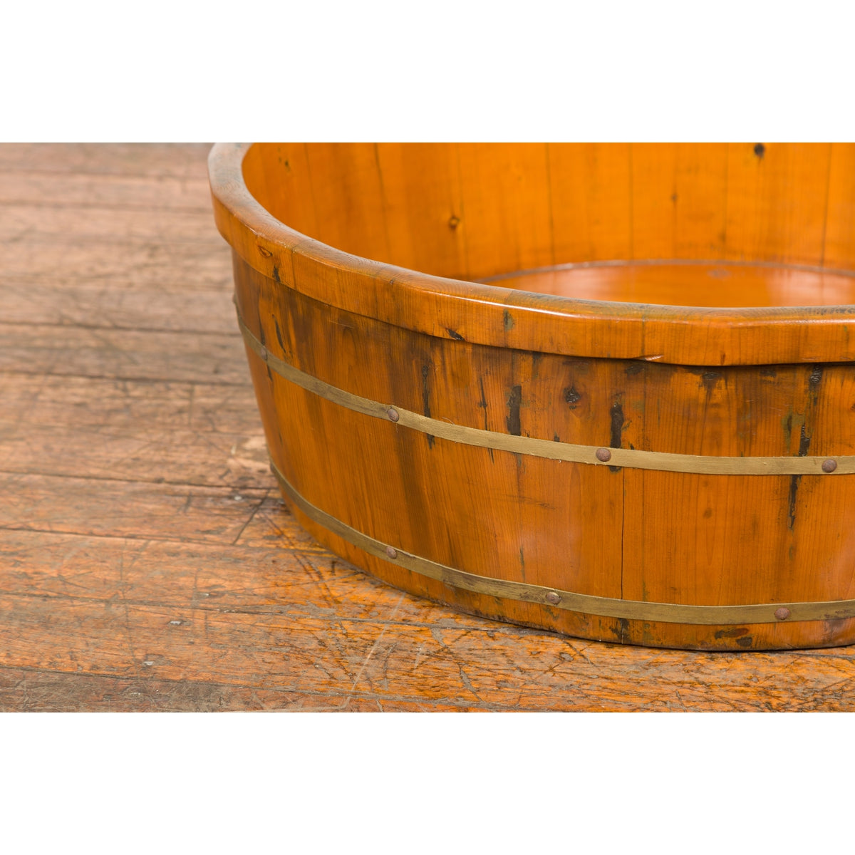 Chinese Qing Dynasty Period 19th Century Elm Round Rice Tray with Brass Braces-7. Asian & Chinese Furniture, Art, Antiques, Vintage Home Décor for sale at FEA Home