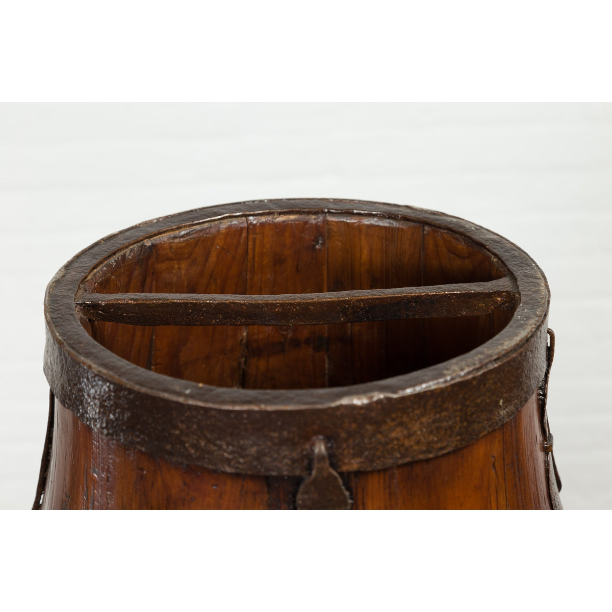 Chinese Qing Dynasty Period 19th Century Pear-Shaped Wooden Grain Basket-5. Asian & Chinese Furniture, Art, Antiques, Vintage Home Décor for sale at FEA Home