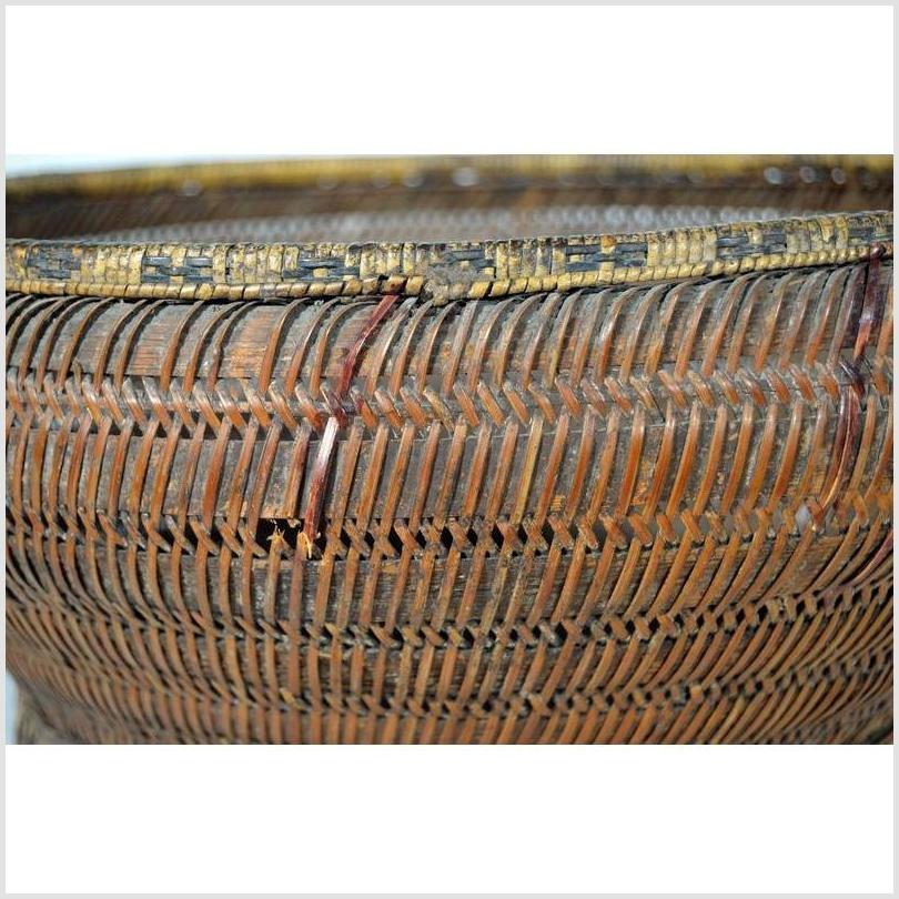 Handwoven Cane and Bamboo Grain Basket from 19th Century-4. Asian & Chinese Furniture, Art, Antiques, Vintage Home Décor for sale at FEA Home