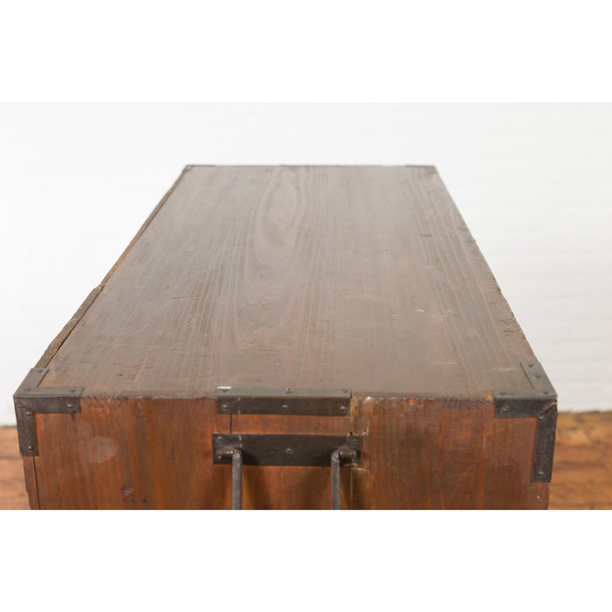 Japanese Taishō Tansu Chest in Isho-Dansu Style with Six Drawers and Safe-17. Asian & Chinese Furniture, Art, Antiques, Vintage Home Décor for sale at FEA Home