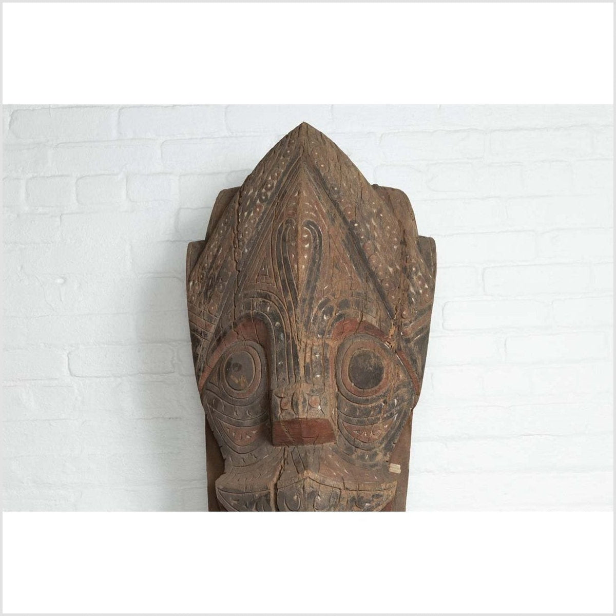 Large Hand Carved Singa Singa Tribal Carving from the Batak People, Sumatra-4. Asian & Chinese Furniture, Art, Antiques, Vintage Home Décor for sale at FEA Home