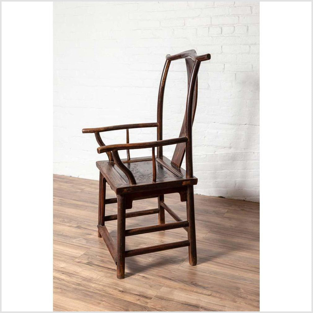 Pair of Chinese 1880s Official's Hat Chairs with Pierced Splats and Curving Arms-4. Asian & Chinese Furniture, Art, Antiques, Vintage Home Décor for sale at FEA Home